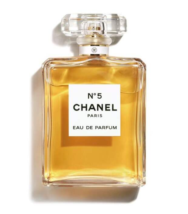 Аромат Chanel № 5 стал легендой парфюма. /Фото: image.harrods.com
