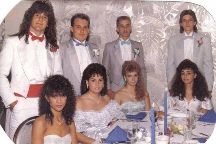 6. Слишком много волос на одной фотографии Забавные фото, баянчики, выпускники, выпускной бал, выпускной в школе, не делайте так!, неудачные кадры, приколы