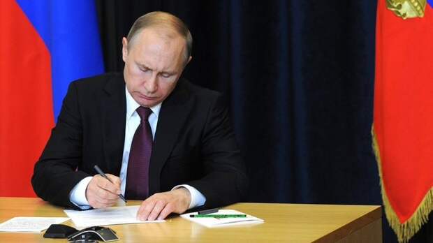 "Жесткая игра" Путина. Какие "глубокие шрамы" президента разглядели американские политологи