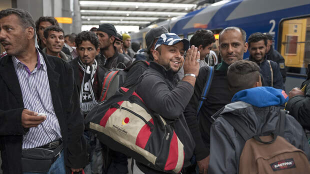 Готовится "миграционная бомба". Кто может заменить узбеков и таджиков?