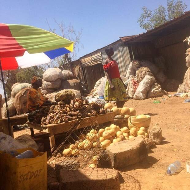 Рынок в квартале бедняков Уагудугу, африка, бедные страны мира, буркина-фасо, как живут люди, мир через объектив, репортаж из Африки, фоторепортаж