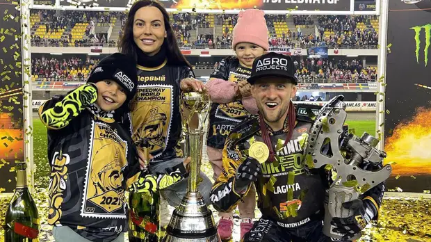 Российский мотогонщик Лагута победил на чемпионате мира по спидвею