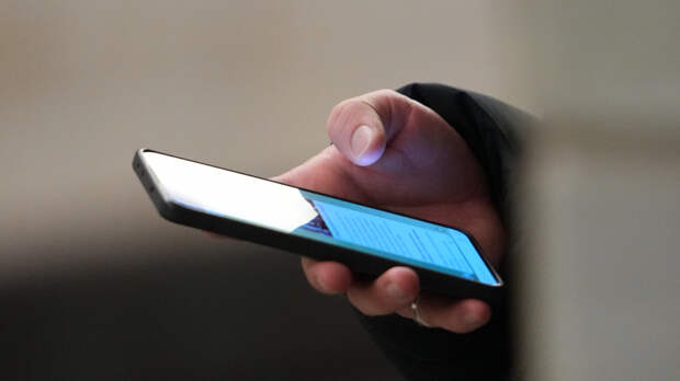 Проверка в метро: можно ли отказаться показывать телефон