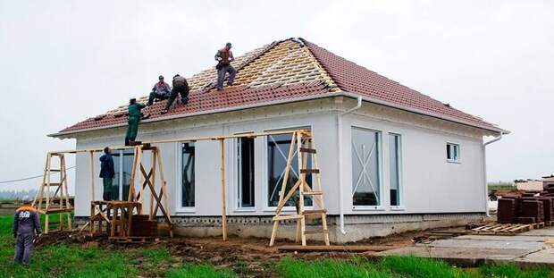 Стало известно, кто первым в России получил сельскую ипотеку под 2,7%  