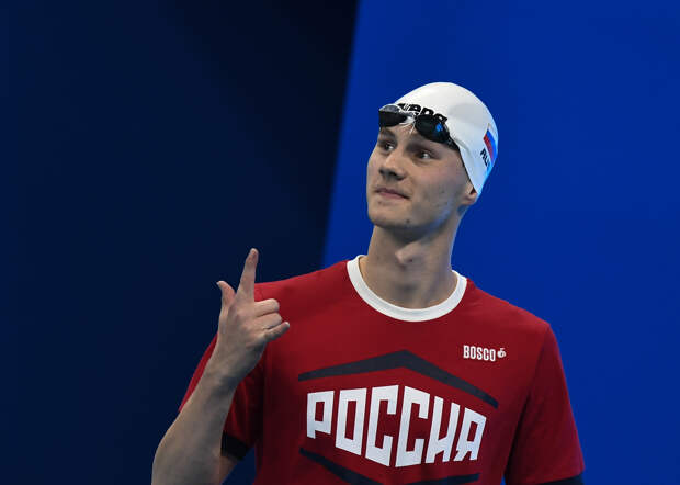 Международная федерация водных видов спорта допустила россиян к турнирам с флагом и гимном