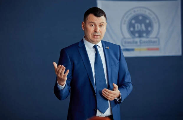 «Демократия дома» требует отставки руководства SIS, IGP и Пограничной полиции после скандала с грузовиком с оружием