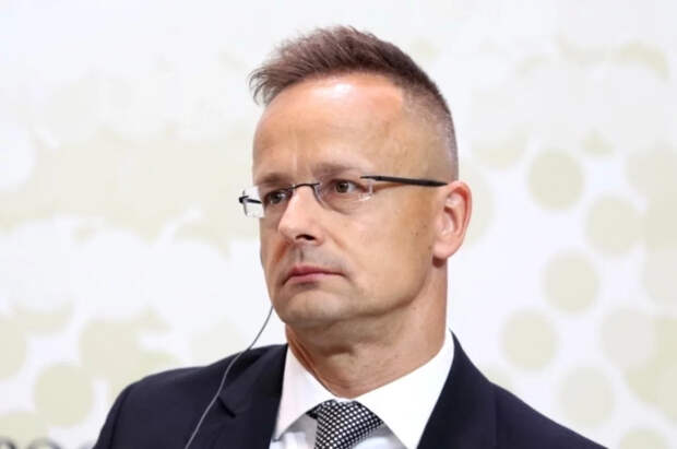 Глава МИД Венгрии Сийярто прокомментировал угрозы Зеленского в адрес Орбана