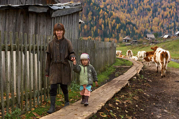 Через три перевала. Путешествие в "таёжный тупик", в гости к древнему народу.