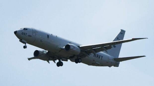 Еще один самолет-разведчик США развернули над морем от границ РФ
