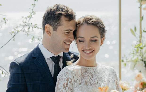 Александр Кержаков и Евгения Ледащева. Фото: metaratings.ru Александр Кержаков и Евгения Ледащева. Фото: metaratings.ru