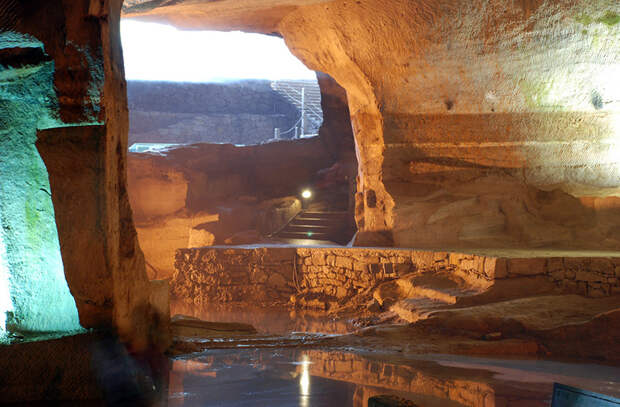 Пещеры Хуашань