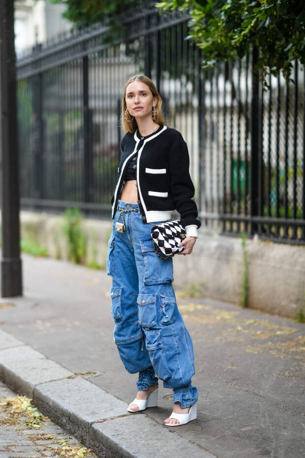 Пернилле Тайсбек во время недели моды в Париже 6 июля 2021 года Фото: Getty Images