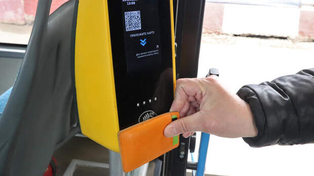 Право на бесплатный проезд предложили дать врачам и учителям