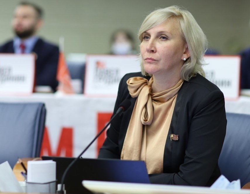 НМ 2 2 0909 Метлина.jpg