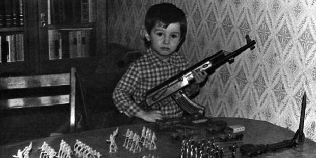 Детская ностальгия и недетские скандалы: солдатики страны Советов СССР, дети, игрушки, игры, советский союз, солдатики