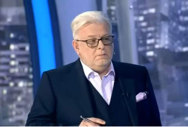 Вы знали, что чаще всего фразу "География это судьба" повторяют артисты "Квартала-95", в одночасье оказавшиеся в начальственных кабинетах - в зеленом, карго и Brioni?-11
