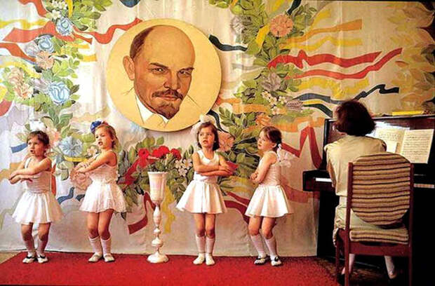 Портрет Ленина был украшением в каждом детском саду.  СССР, детский сад, детство, настоящее, прошлое