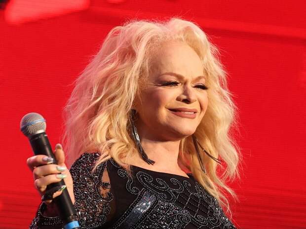 Полина Лурье до сих пор значится собственником квартиры Ларисы Долиной