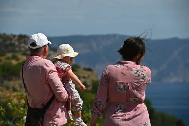 "Гражданство ничего не значит": русскую семью не хотели пускать в Россию