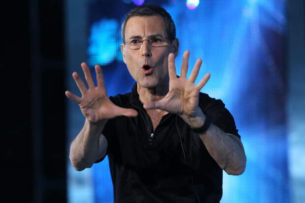 Ури Геллер заявил о передаче сверхспособностей Трампу и Нетаньяху