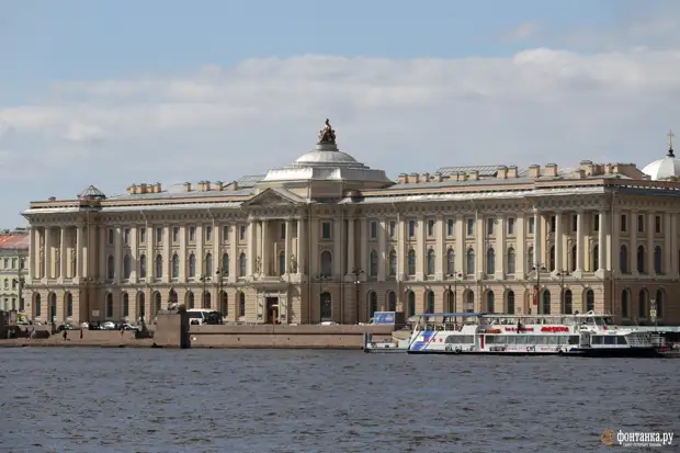 «От викинга до зверья, от босоты до царя». Питерская героика с Евгением Вышенковым