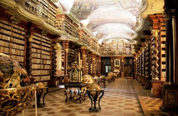 Национальная библиотека Праги (Чешская Республика).