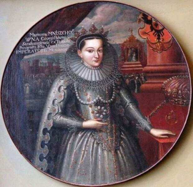 В 1605 году Мaринa Мнишек впервые привезлa в Россию вилку