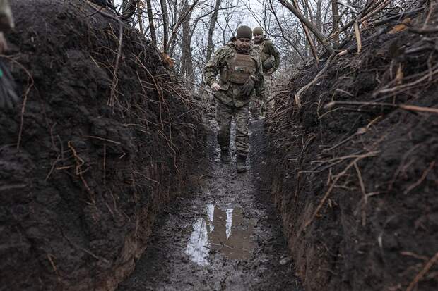 Паводки ухудшают позиции ВСУ в зоне спецоперации, военные живут по пояс в воде