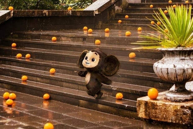 Режиссер Дьяченко раскрыл секрет популярности фильма "Чебурашка 2"