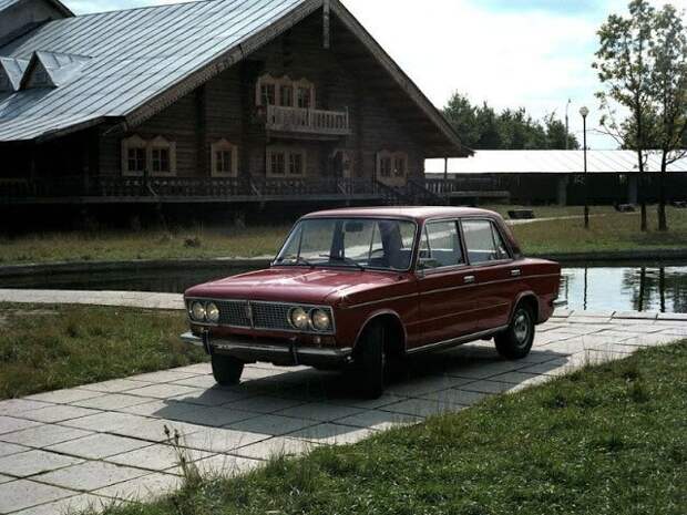 1972, ВАЗ-2103