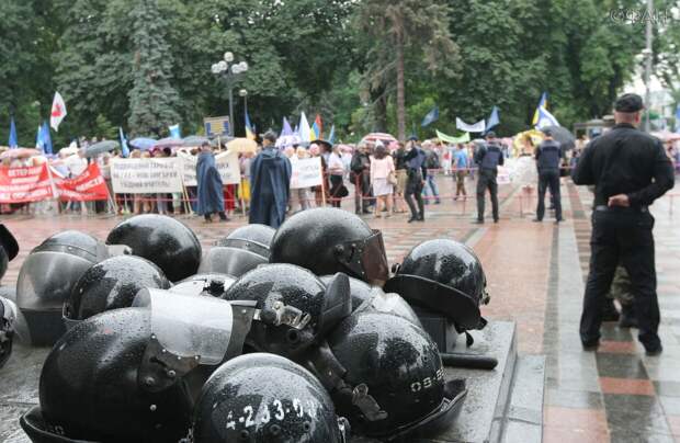 Украинцы массово бойкотируют проведение административно-территориальной реформы
