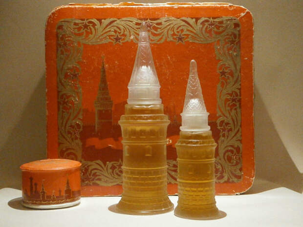 Духи в СССР / Фото: fragrantica.ru Духи в СССР / Фото: fragrantica.ru