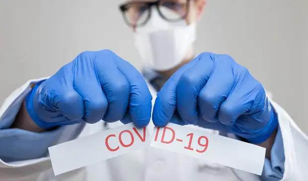 Шанс на выздоровление: российские медики разработали прорывной препарат от COVID-19