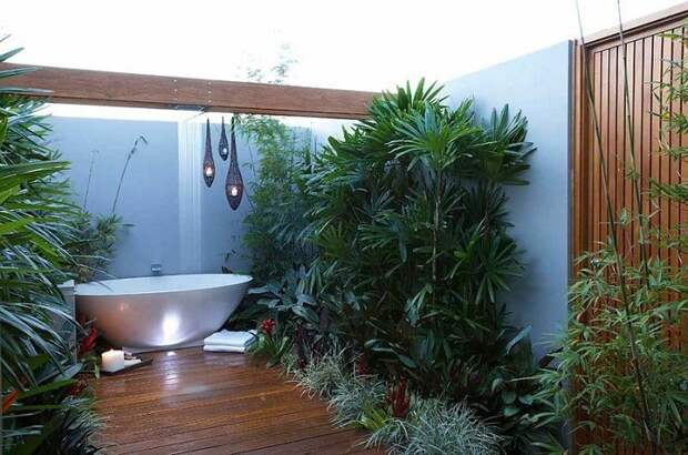 Очень крутое и необычное решение разместить мини-сад в ванной комнате, что создаст просто незабываемые впечатления.