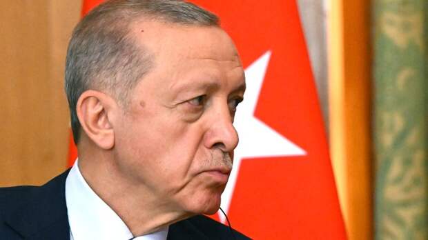 Эрдоган снова втирается в доверие: Сделка с Россией оказалась дороже денег