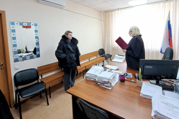 В Курске пенсионерка поссорилась с внуком и избила его кастрюлей