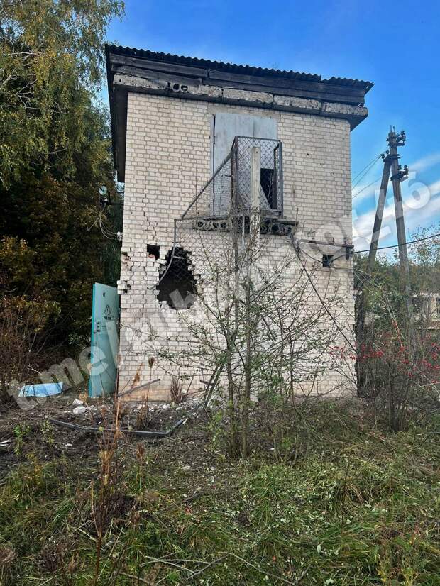 «Более 20 прилетов». Часть поселка в Курской области из-за обстрела осталась без света и воды