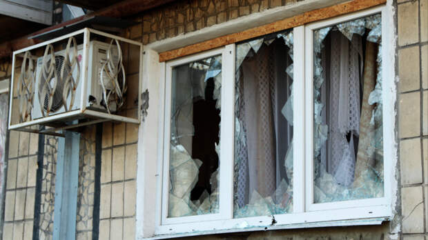 Многоквартирный дом пострадал в результате атаки беспилотника ВСУ в Новороссийске