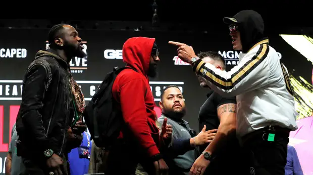 Уайлдер и Фьюри устроили потасовку на пресс-конференции перед боем