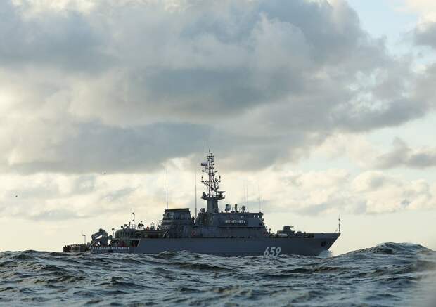 После "угроз экологии" заговорили о шпионаже: Русские корабли стали паранойей для шведов - эксперты