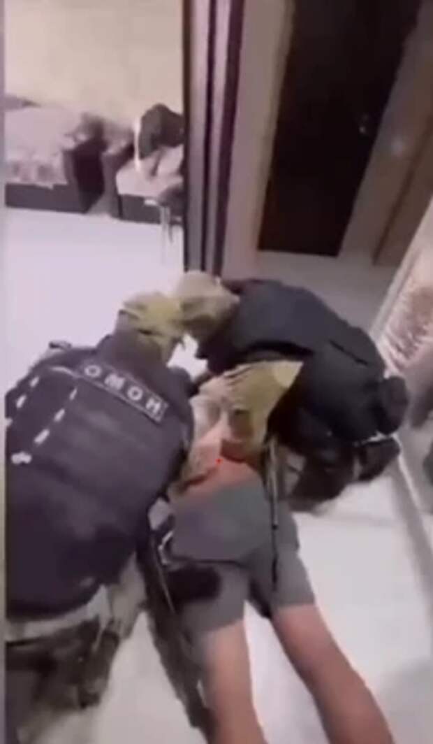 Более 200 задержанных: ФСБ ликвидировала каналы связи, использовавшиеся для терактов и мошенничества