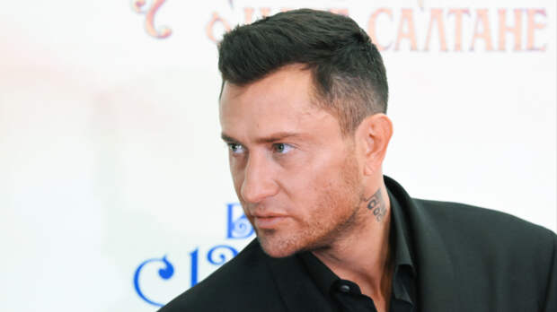 «Никогда не поднимал руку»: Прилучный ответил на обвинения Муцениеце в абьюзе