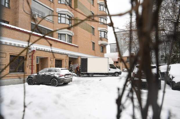 Юрист предупредил об угрозе Долиной из-за затягивания с передачей квартиры