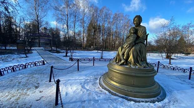 Памятник Пушкину в Подмосковье