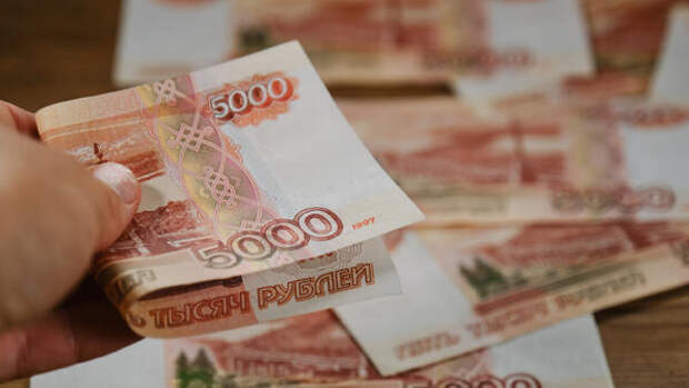 Как мошенники обманывают с новыми пятитысячными купюрами — две схемы, о которых нужно знать