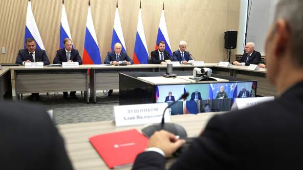 «Нужно полностью закрыть потребности ВС»: Путин заявил о планах увеличить выпуск БПЛА почти в десять раз