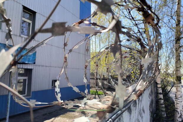 Варламов вышел из колонии. И жители села Шаркан боятся, что он вернётся домой и возьмётся за старое. Фото: Maksim Konstantinov/Global Look Press