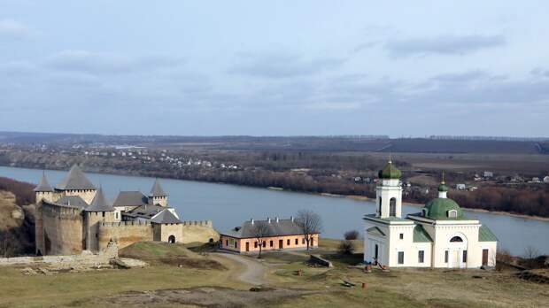 Молдавия ввела режим экологической тревоги после повреждения Днестровской ГЭС