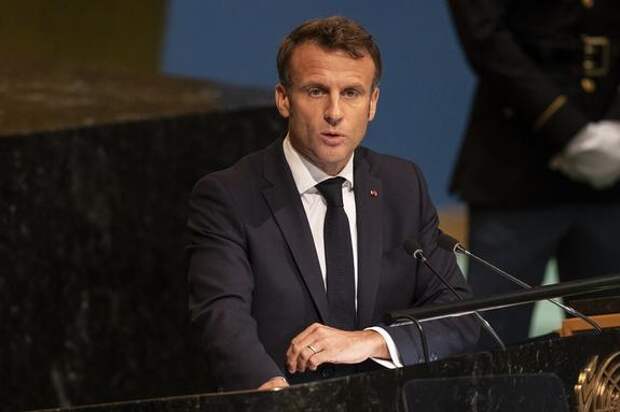Макрон назвал ошибкой решение Путина о частичной мобилизации в России