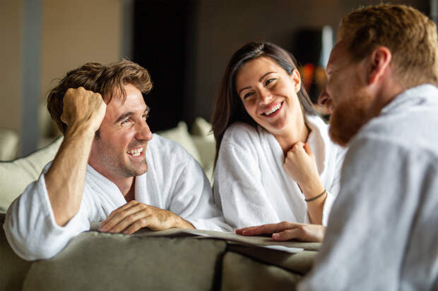 Девушка влюбилась в братьев-близнецов и рассказала о сексе с ними